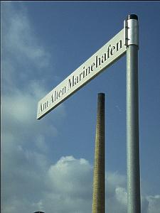 Am alten Marinehafen (Dnholm)