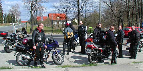 Zwischenstop an der Stadtgrenze von Berlin (Ostern 2001)