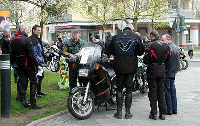 Treffen zur MCLB-Osterausfahrt 2004