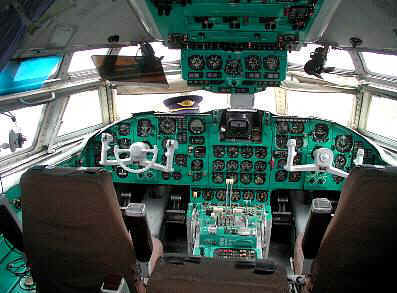 Cockpit der 'Lady Agnes' in Stlln